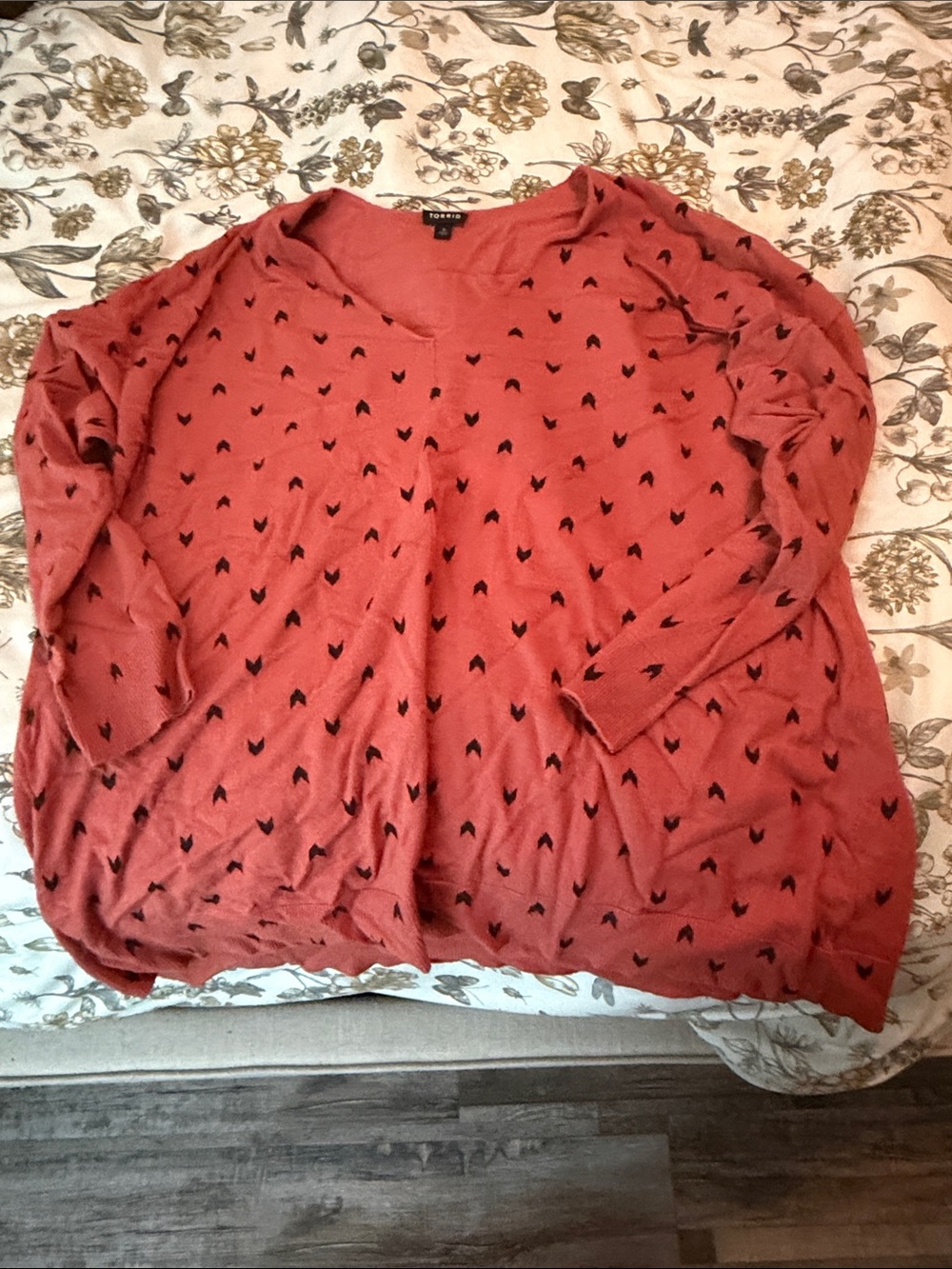 Torrid Women's V-Neck Sweater with Heart Print - Rust